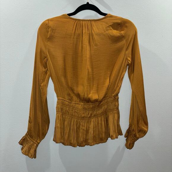 Philosophy Gold Puff Sleeve Smocked Waist Pleated Blouse Size XS NWT - Picture 3 of 14